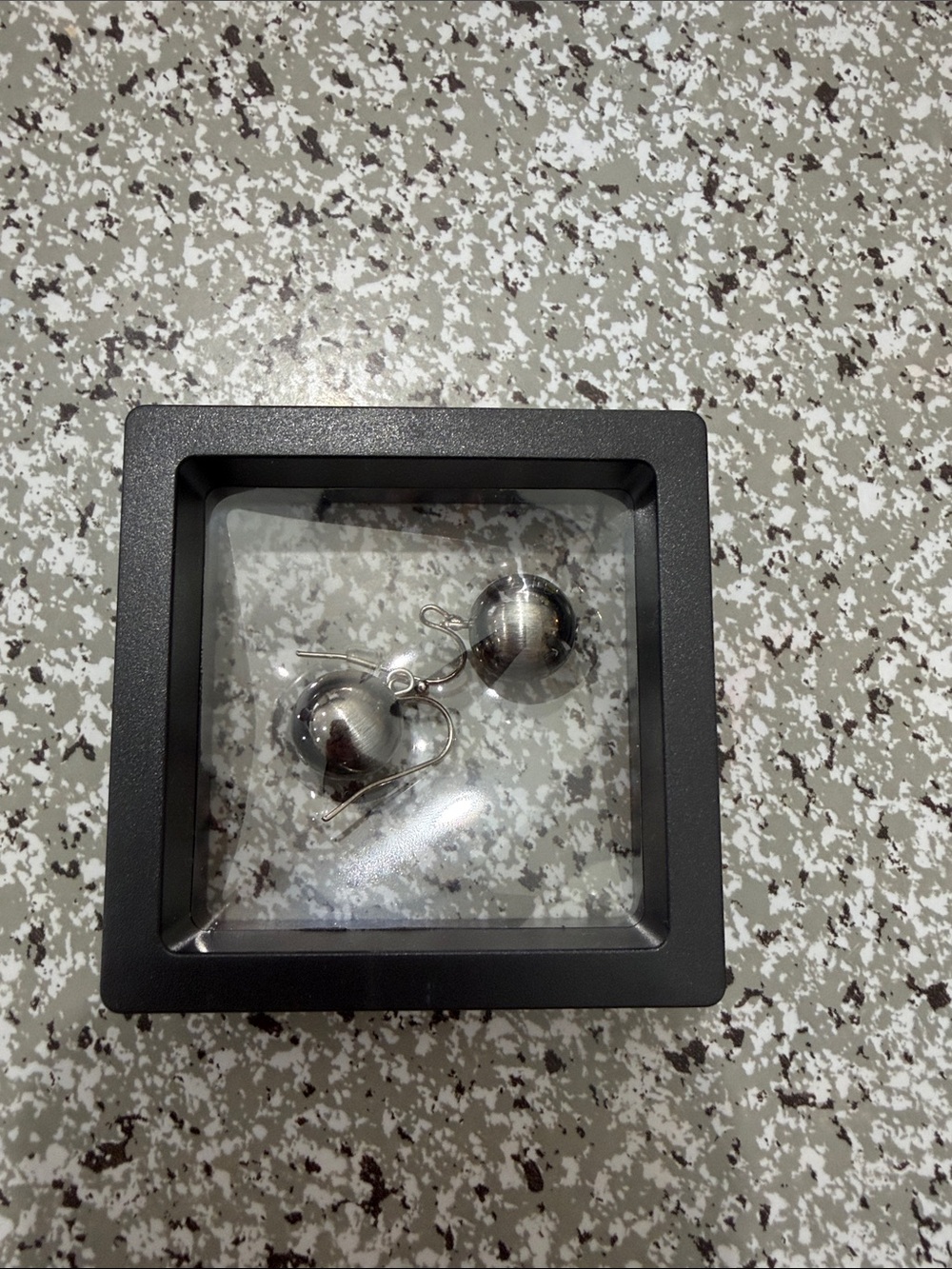 Earrings- Beautiful! Brand new!